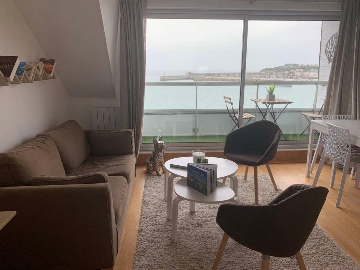 Un Balcon Sur La Mer, Acces Direct A La Plage Granville Bagian luar foto