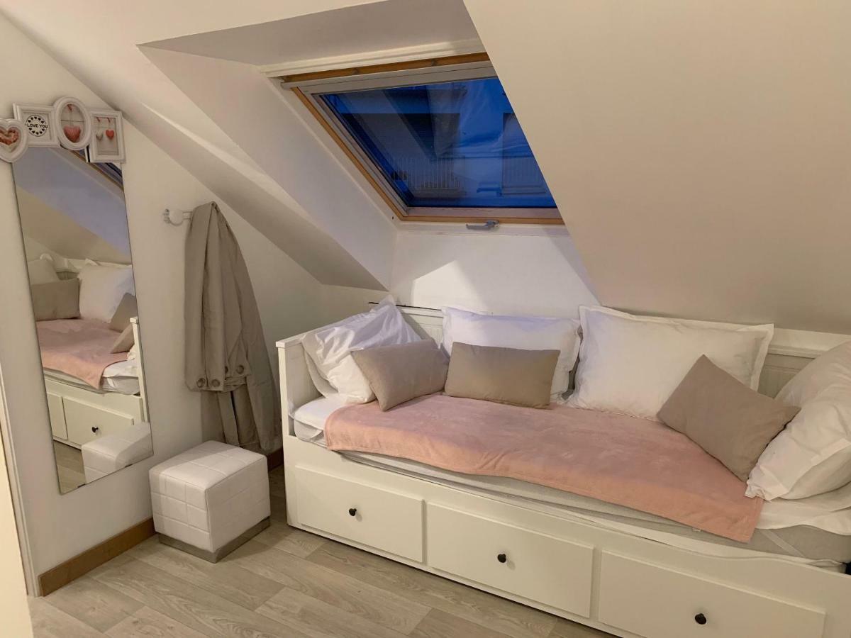 Un Balcon Sur La Mer, Acces Direct A La Plage Granville Bagian luar foto