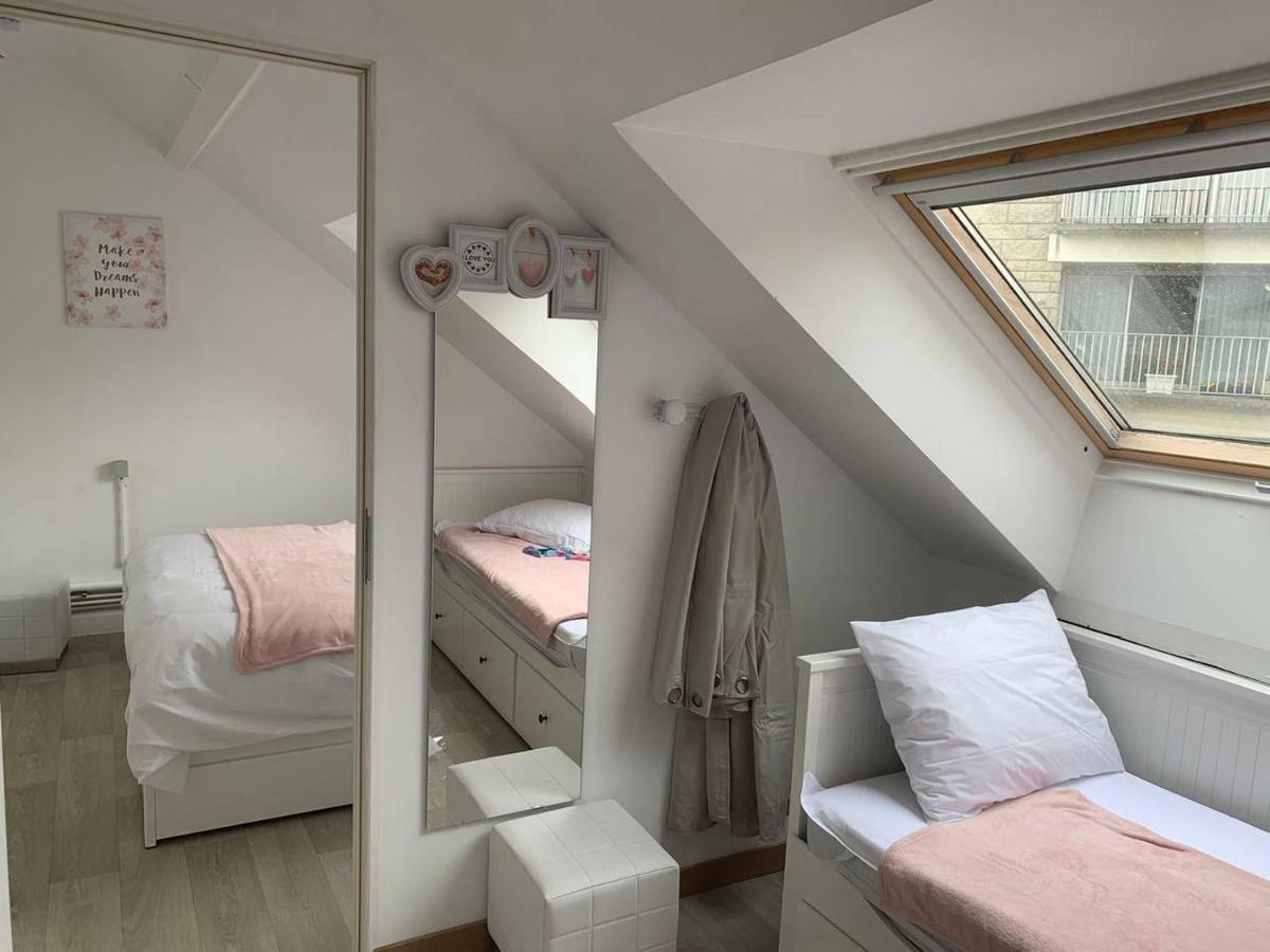 Un Balcon Sur La Mer, Acces Direct A La Plage Granville Bagian luar foto
