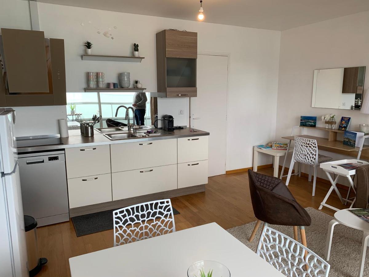 Un Balcon Sur La Mer, Acces Direct A La Plage Granville Bagian luar foto