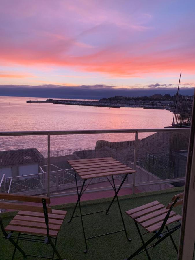 Un Balcon Sur La Mer, Acces Direct A La Plage Granville Bagian luar foto